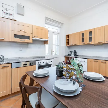 Apartman Rentero Historic - 1 *
